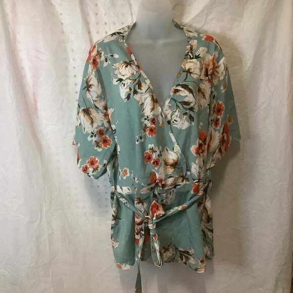Shein Curve Women’s Floral Wrap V-Neck Short Sleeves Shirt Blouse Size 3XL - Picture 10 of 16